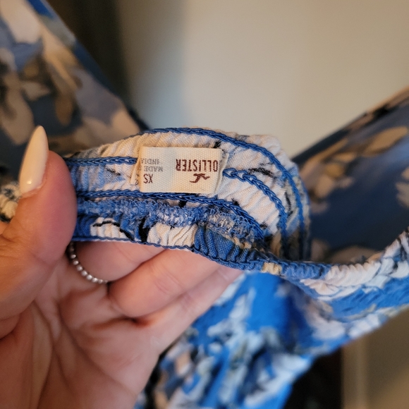 Hollister Mini Dress - Picture 3 of 3